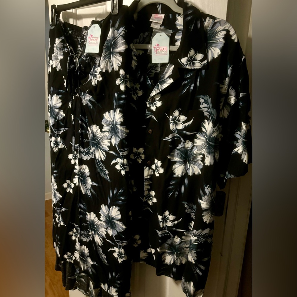 Couple’s Matching Set New with Tags - Picture 2 of 11